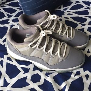 Cool grey Jordan 11s low